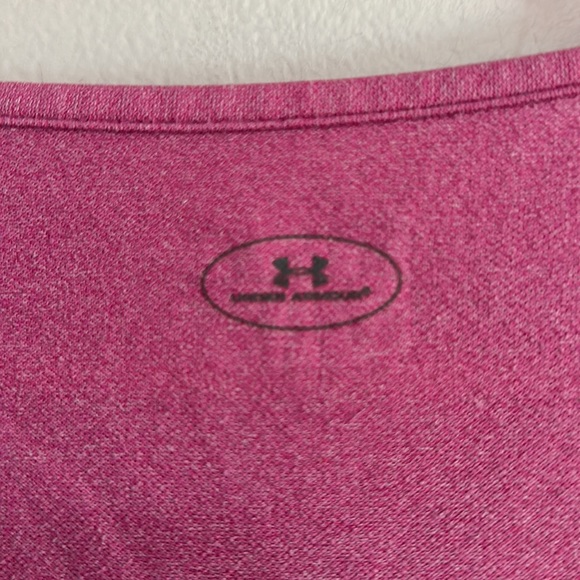Under Armour fitted XL pink long sleeve shirt thumb holes - Picture 3 of 6
